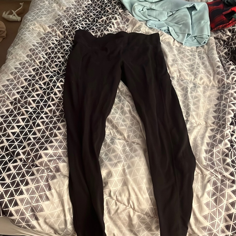 Black leggings